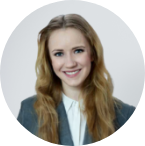 Contact Headshot Ariane Mlitzko Oliviera