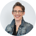 Contact Headshot Katharina Nothelfer